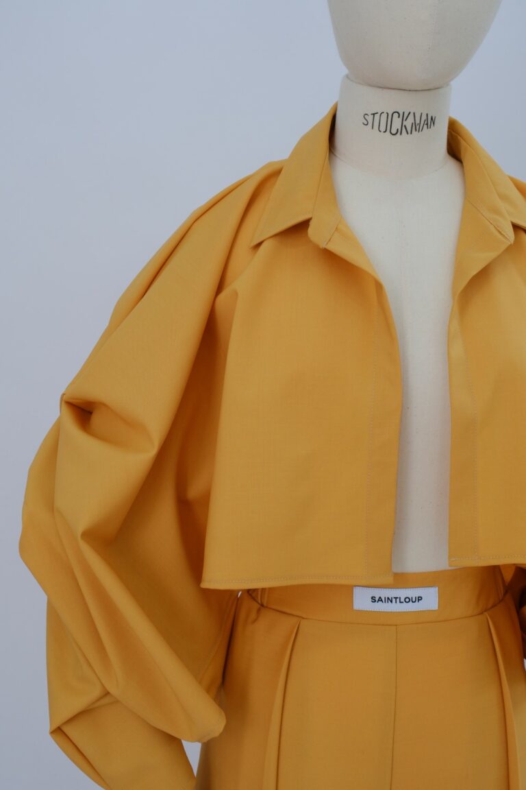 TOP CROPPED PLISSÉ