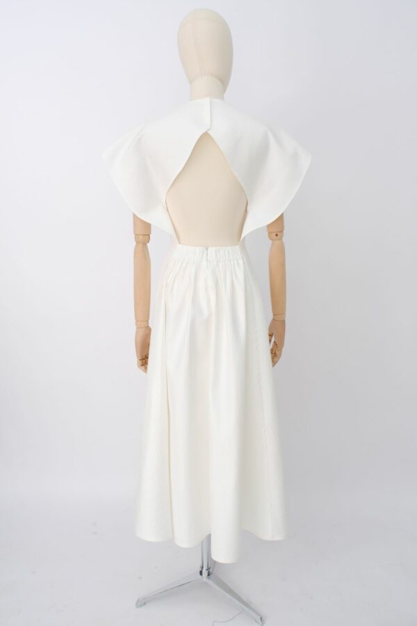 Robe Longue Texturée Dos Ouvert - Blanc – Image 2