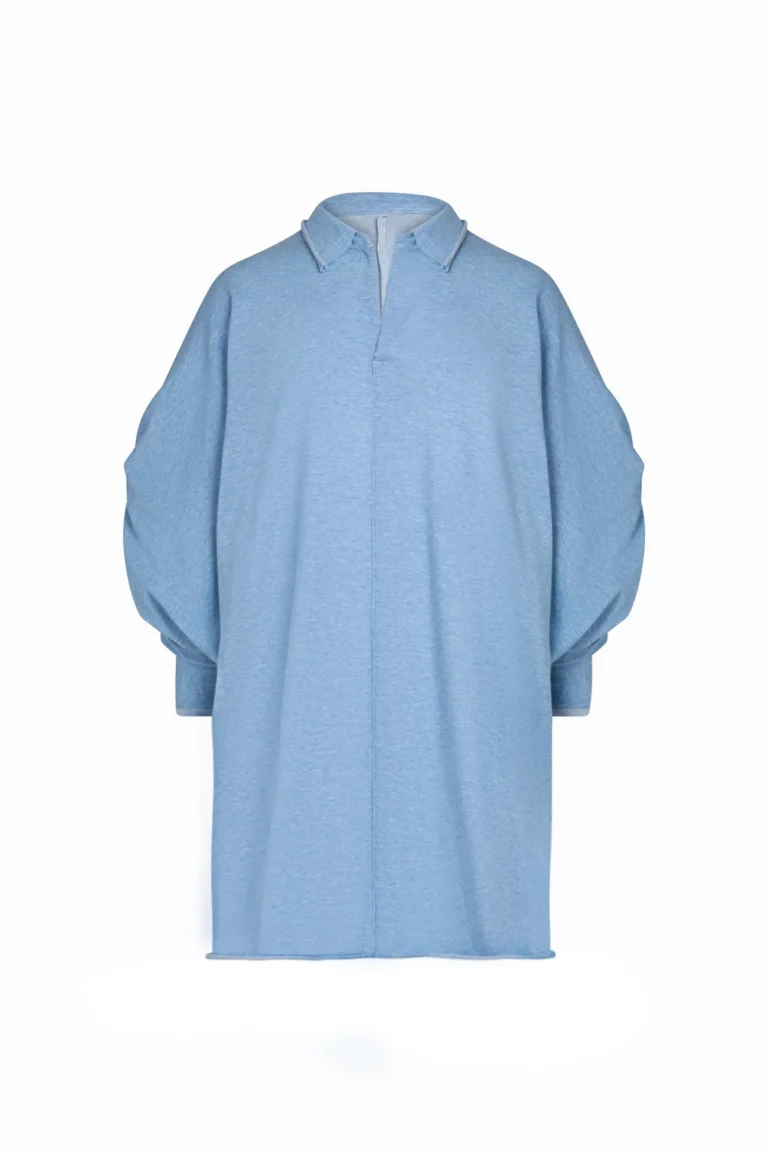 Robe oversize bleu ciel minimaliste